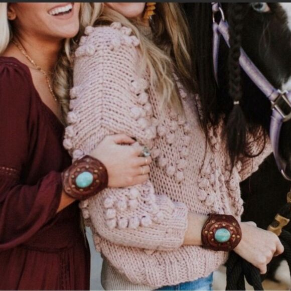 CHUNKY HAND KNITTED CHARCOAL POM SWEATER SIZE M/L NWT - Picture 2 of 6